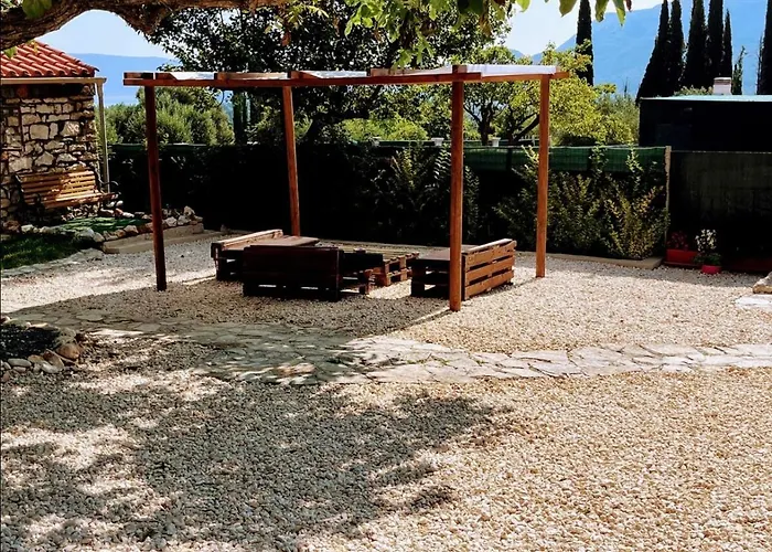 Nikos Apartment